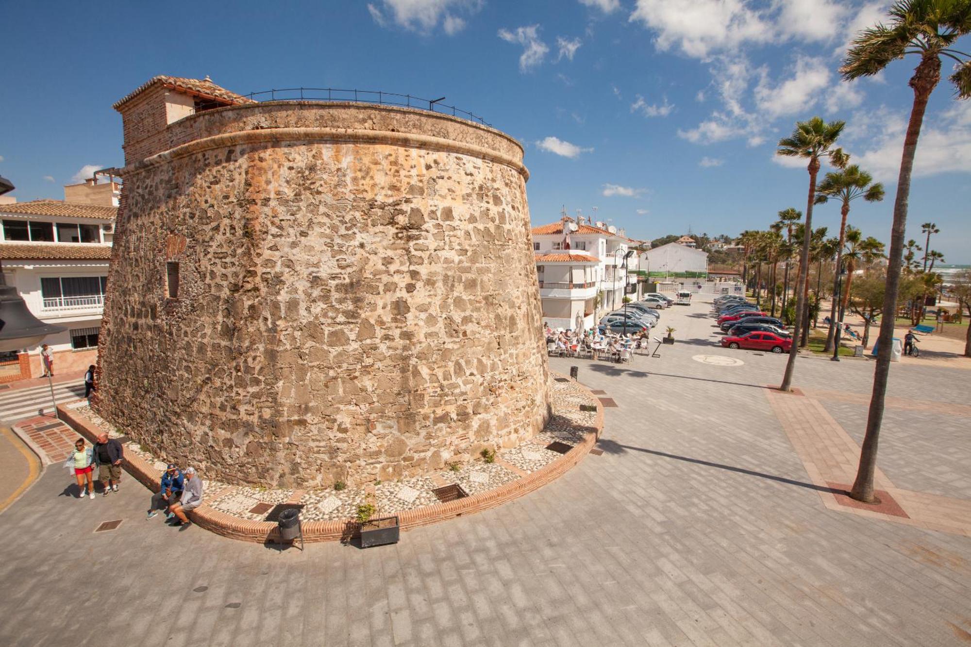 Apartment Sea Front In La Cala De Mijas