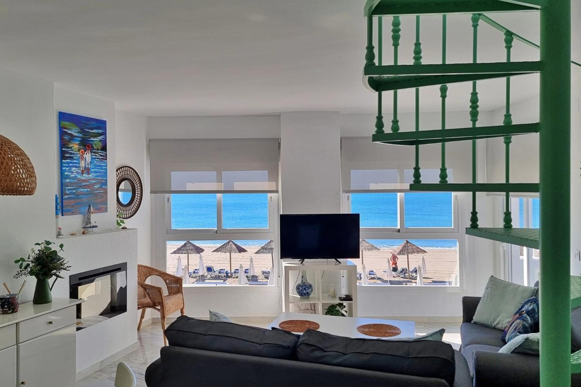 Sea Front In Apartment